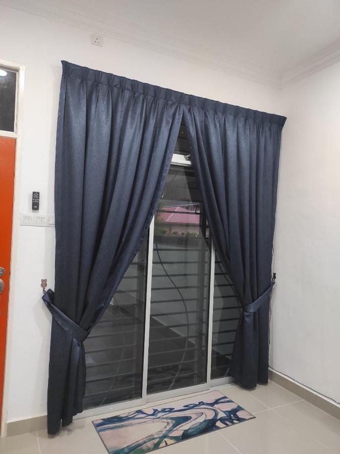 Bb D'Velodrom Homestay Dungun Exterior photo